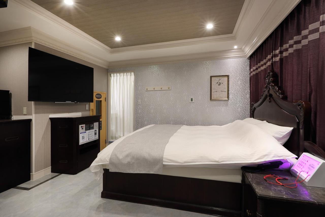 ホテルバースデー岐阜西店 Hotel Birthday Gifuwest (Adults Only) Exterior photo